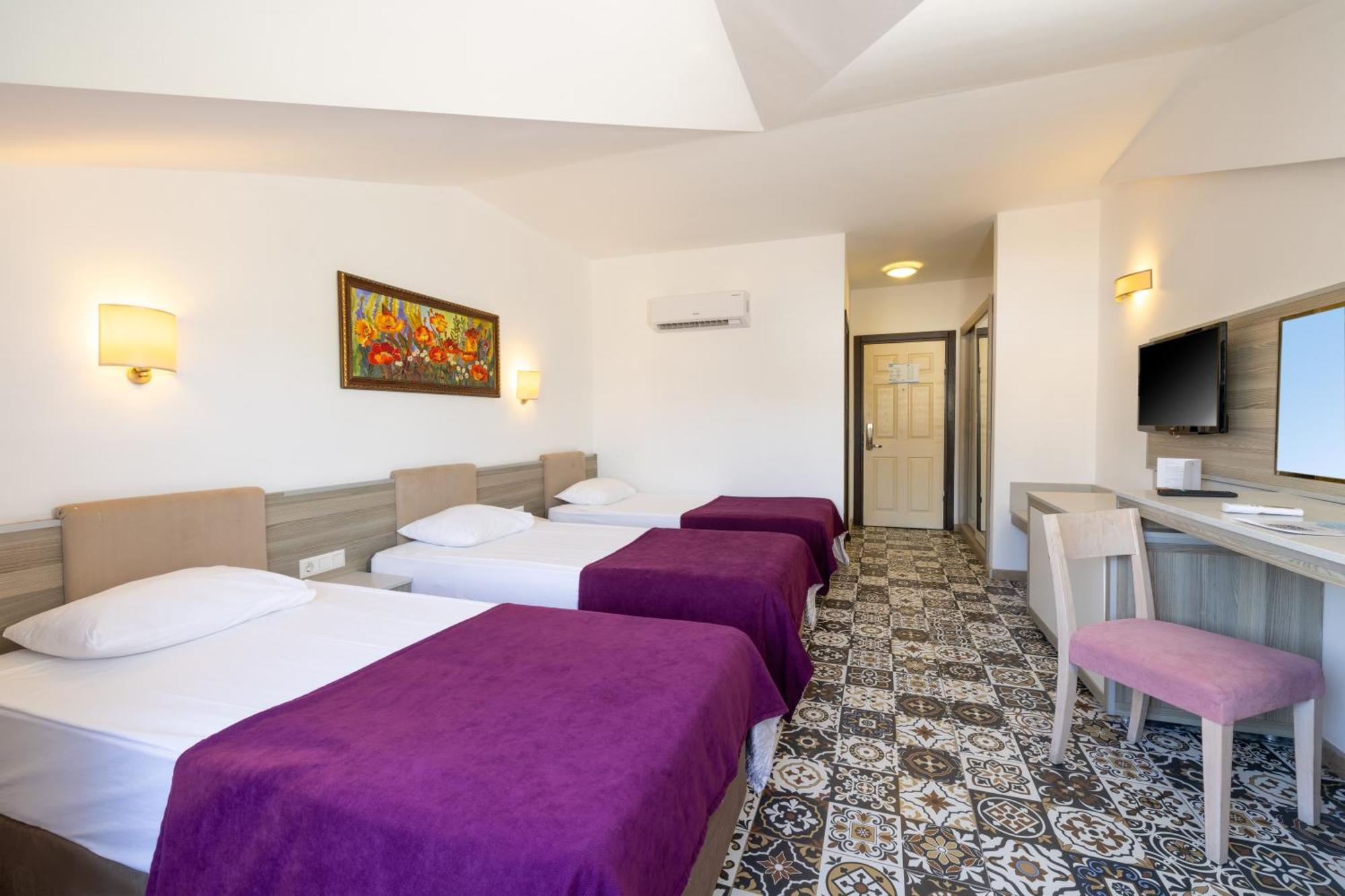 Crystal Aura Beach Resort y Spa Kemer Exterior foto