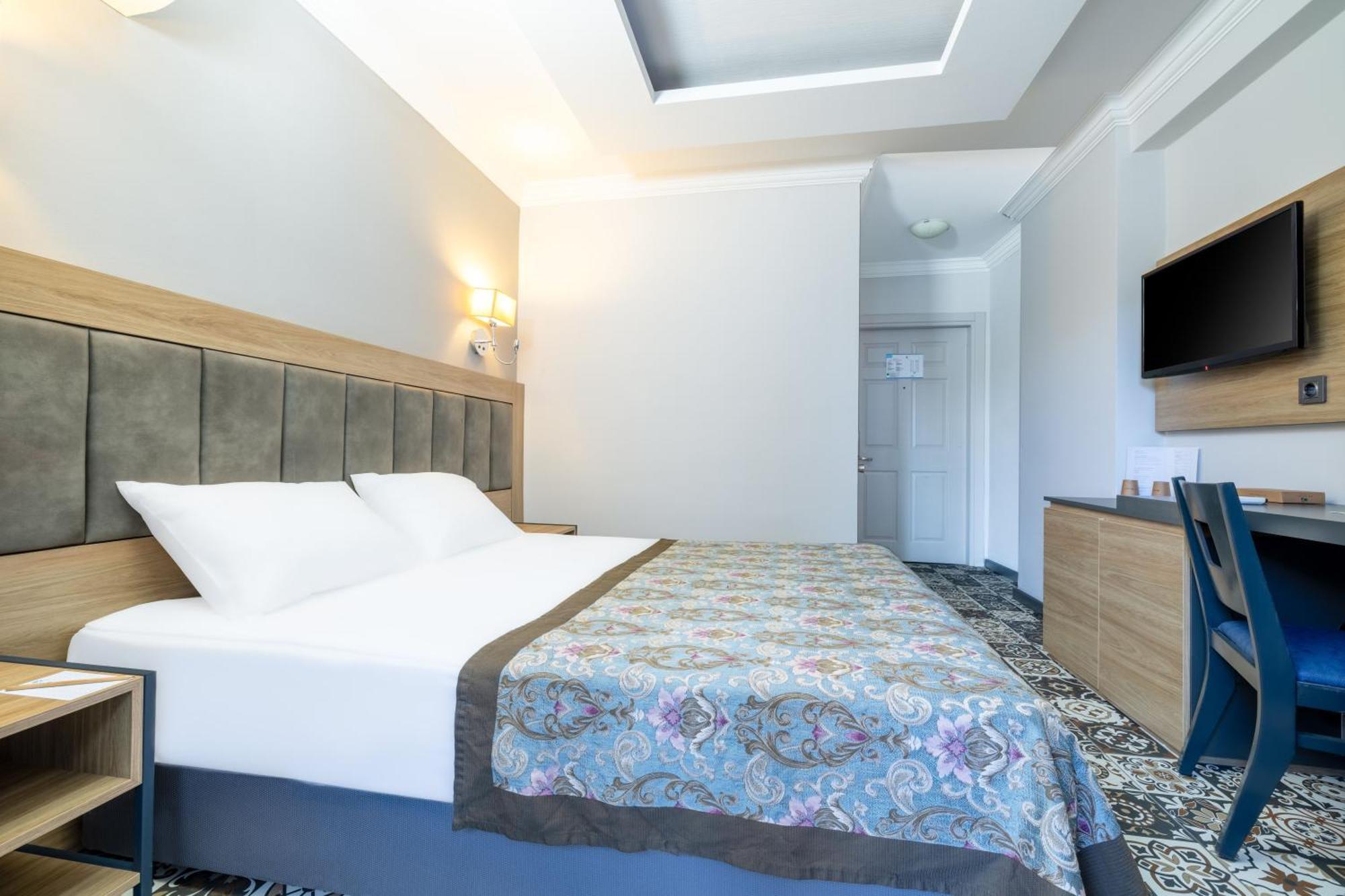 Crystal Aura Beach Resort y Spa Kemer Exterior foto