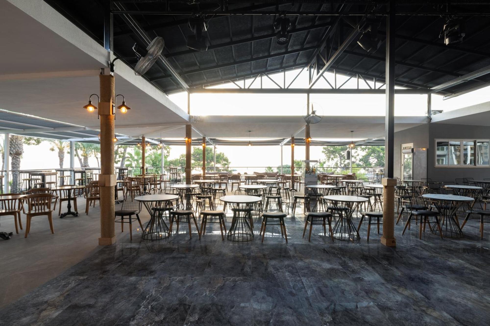 Crystal Aura Beach Resort y Spa Kemer Exterior foto